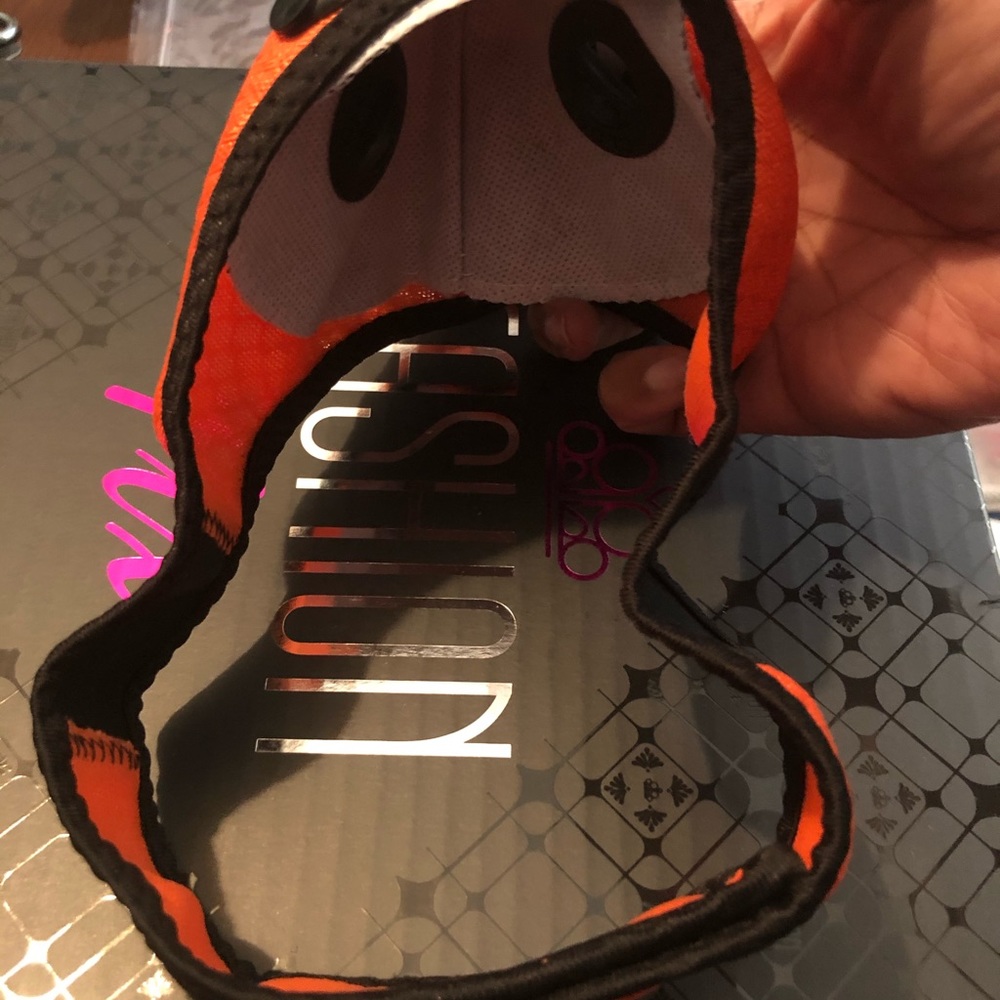 Face Mask - Picture 4 of 6